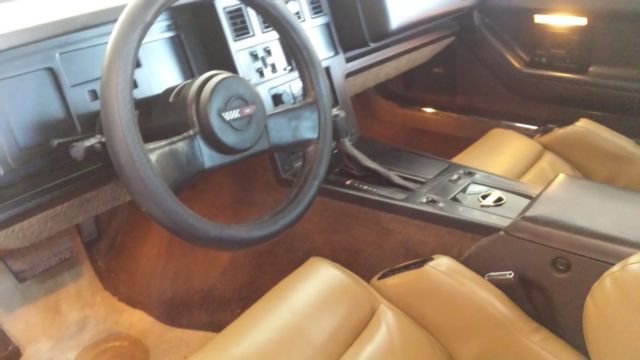 1985 Chevrolet Corvette 2 dr cpe - photo 4