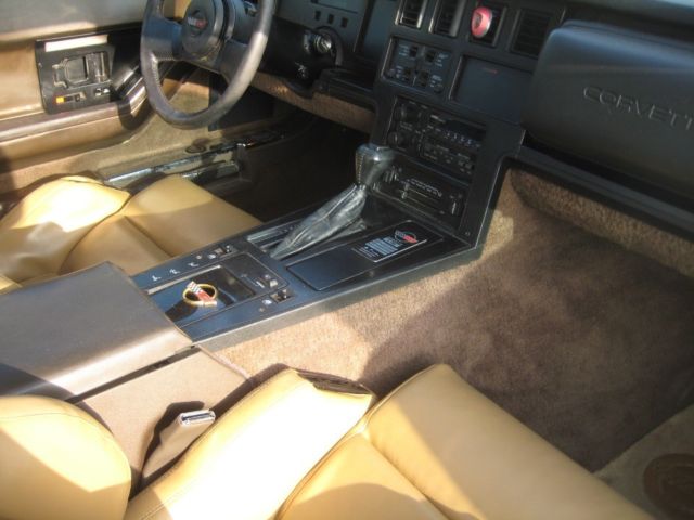1985 Chevrolet Corvette - photo 11