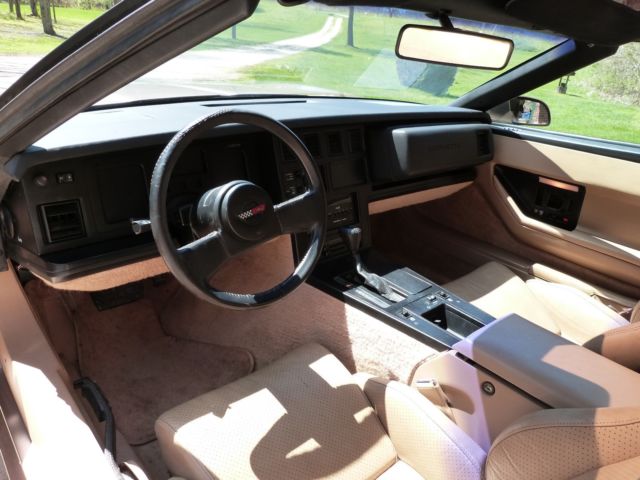 1985 Chevrolet Corvette - photo 9