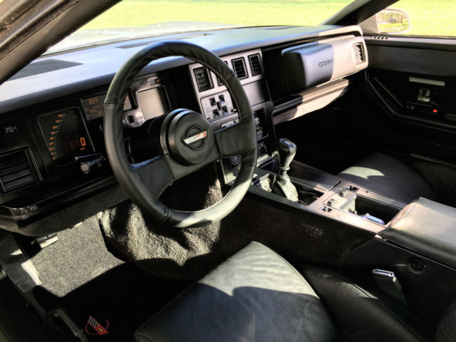 1985 Chevrolet Corvette - photo 10