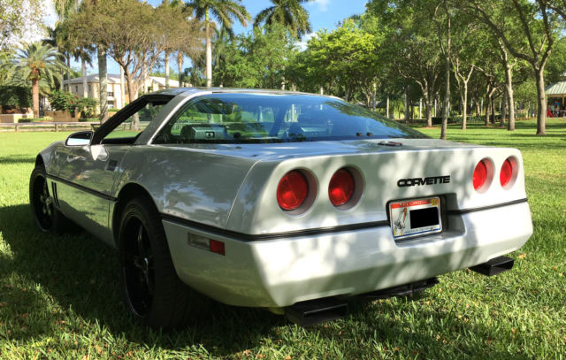 1985 Chevrolet Corvette - photo 6
