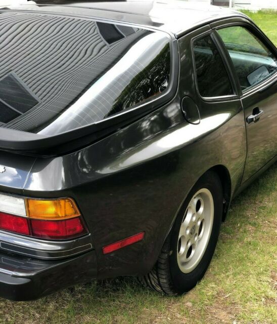 1985 Porsche 944 - photo 6