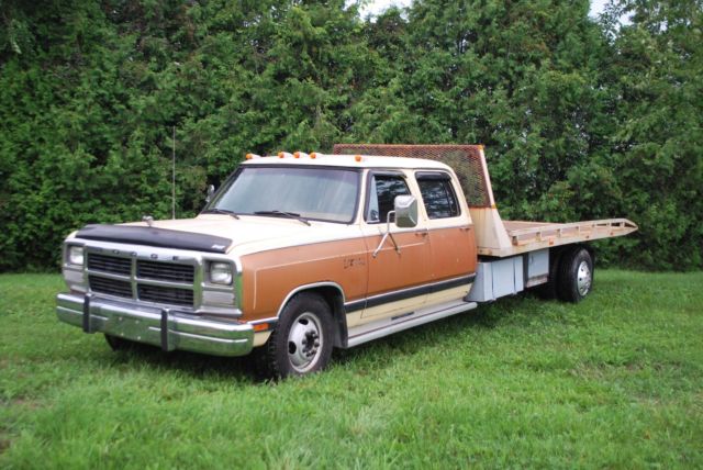 1985 Crewcab Tilt and Load w/ 5.9L 12V Cummins and 5 speed. Southern US truck 1985 Dodge Ram 3500