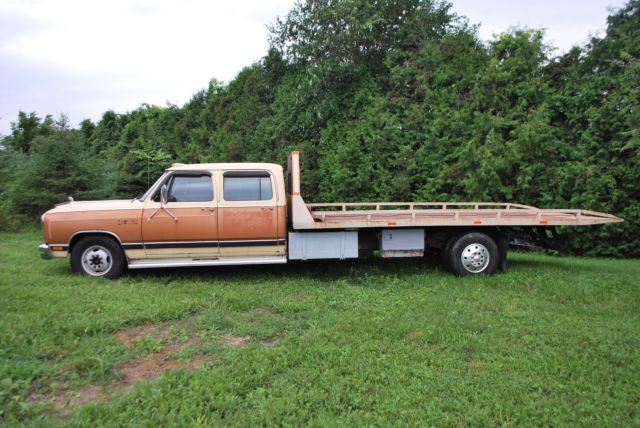 1985 Dodge Ram 3500 - photo 2