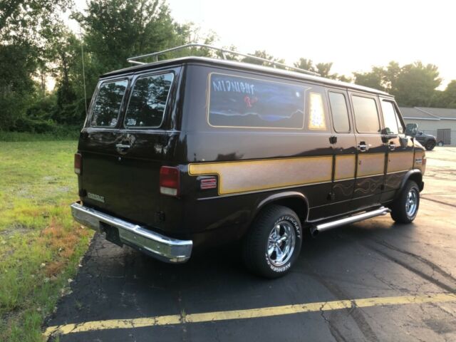 1985 Chevrolet G20 Van - photo 3