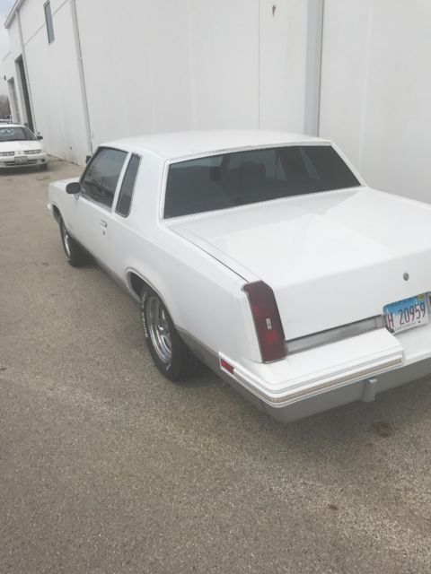 1985 Oldsmobile Cutlass 442 - photo 3