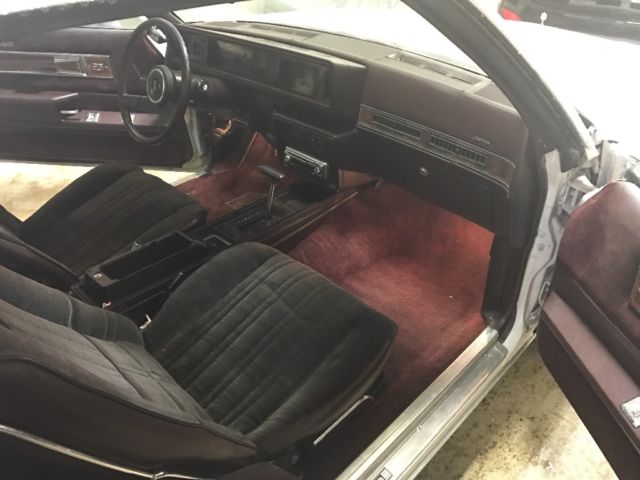 1985 Oldsmobile Cutlass 442 - photo 7