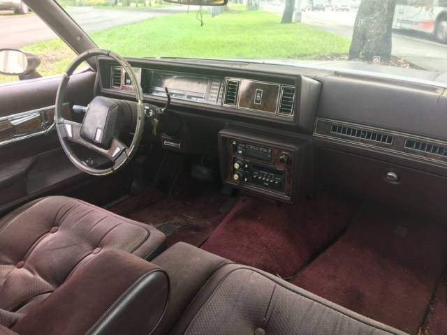 1985 Oldsmobile Cutlass Supreme - photo 9