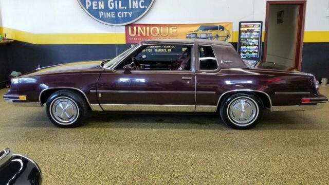 1985 Oldsmobile Cutlass Supreme 2dr - photo 6