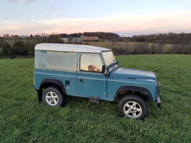 1985 Land Rover Defender