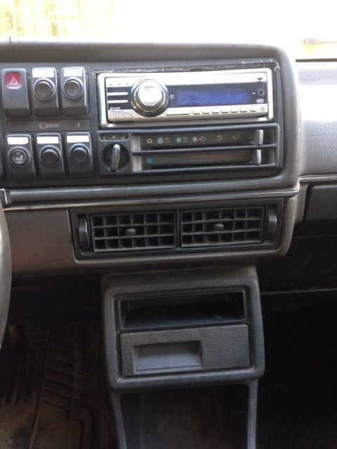1985 Diesel Jetta 5 speed Wolfsburg Edition 1985 Volkswagen Jetta 2 door, sunroof