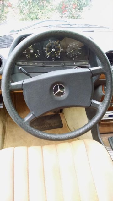 1985 Mercedes-Benz 300-Series - photo 11