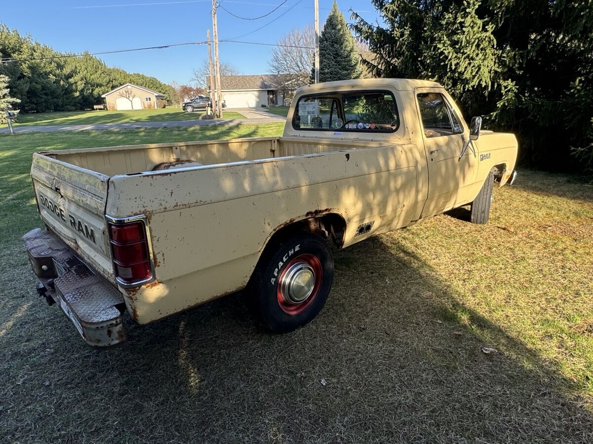 1985 Dodge Ram 2500 D200 - photo 4