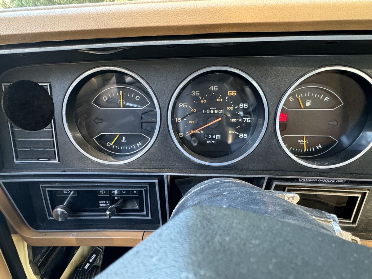 1985 Dodge Ram 2500 D200 - photo 9