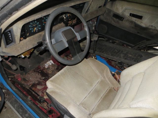 1985 Dodge Daytona - photo 12