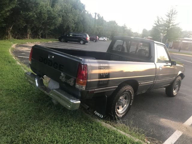 1985 Dodge Other Pickups - photo 3