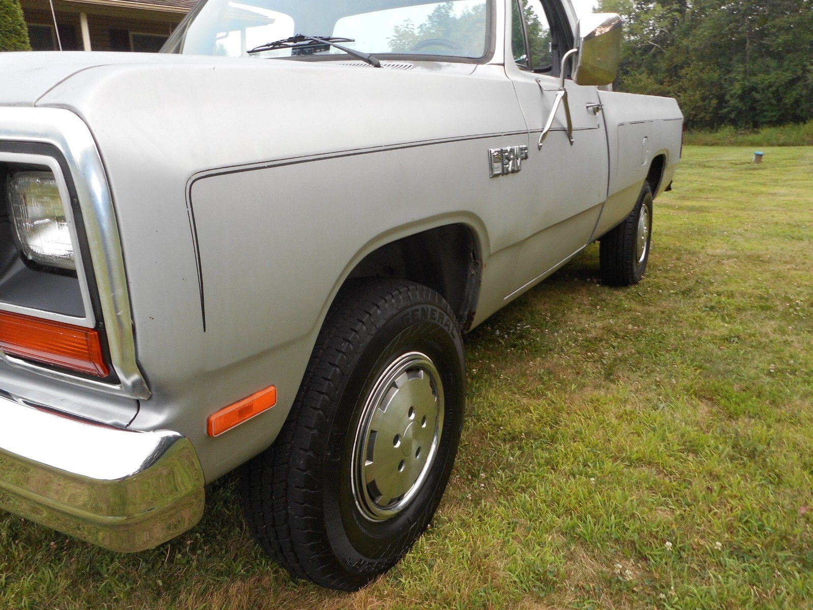 1985 Dodge Ram 2500 - photo 9