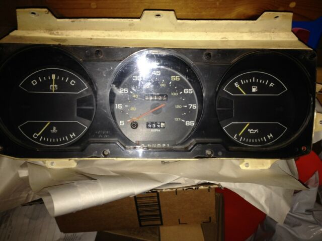 1985 Dodge Ramcharger Sport 4X4 - photo 9