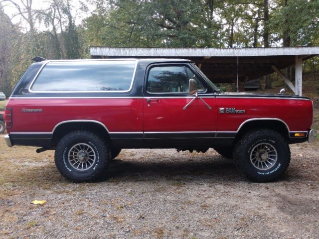 1985 Dodge Ramcharger Prospector - photo 3