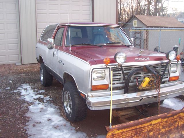 1985 dodge ramcharger prospector 318 4x4 with 4 speed 1985 Dodge Ramcharger prospector