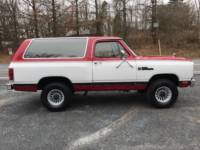 1985 Dodge Ramcharger Prospector - photo 5