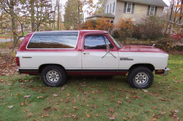 1985 Dodge Ramcharger SE Prospector - photo 3