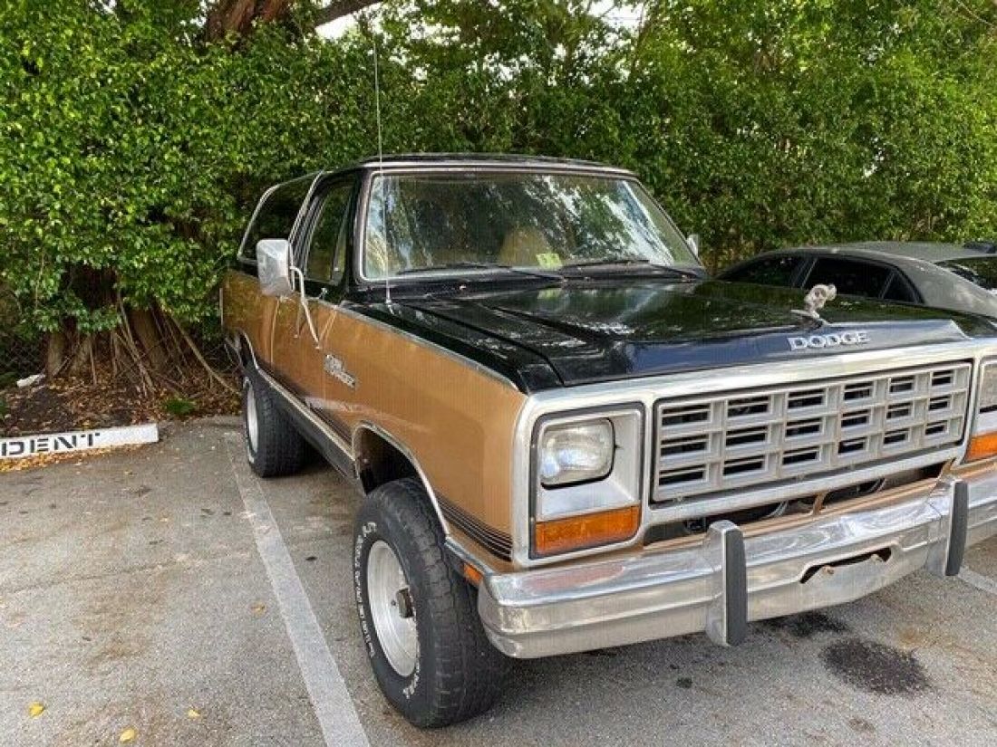 1985 Dodge Ramcharger Royal Prospector LE