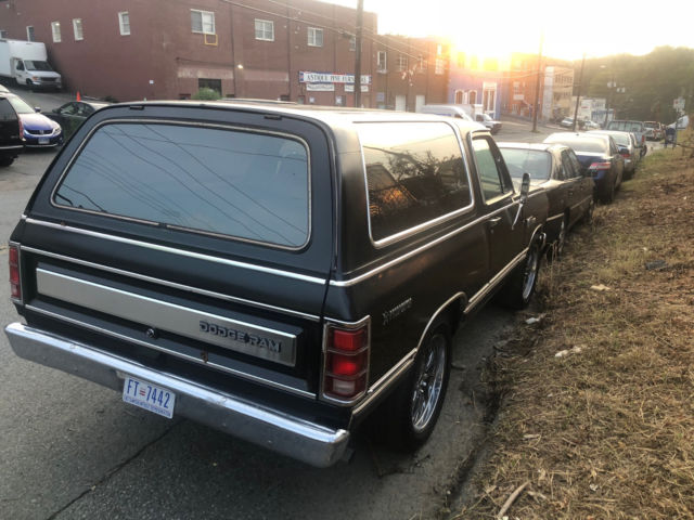 1985 Dodge Ramcharger Royal SE - photo 3