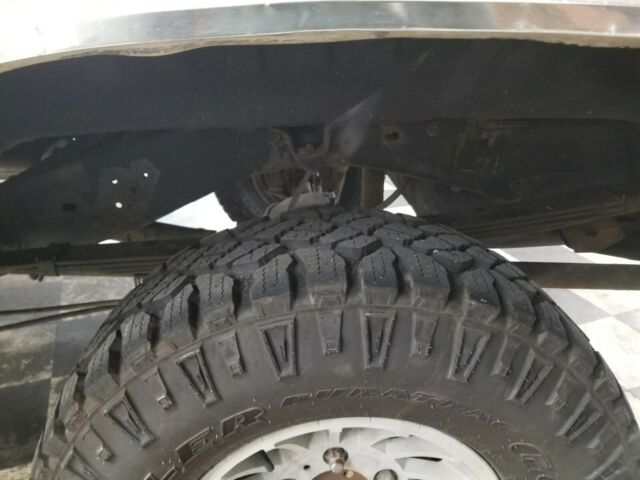 1985 Dodge Ramcharger Royal SE prospector 4x4 - photo 9