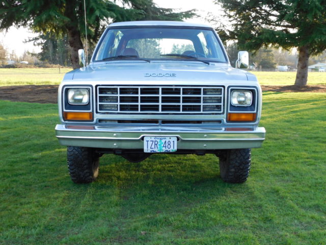 1985 Dodge Ramcharger Base Sport Utility 2-Door - photo 3