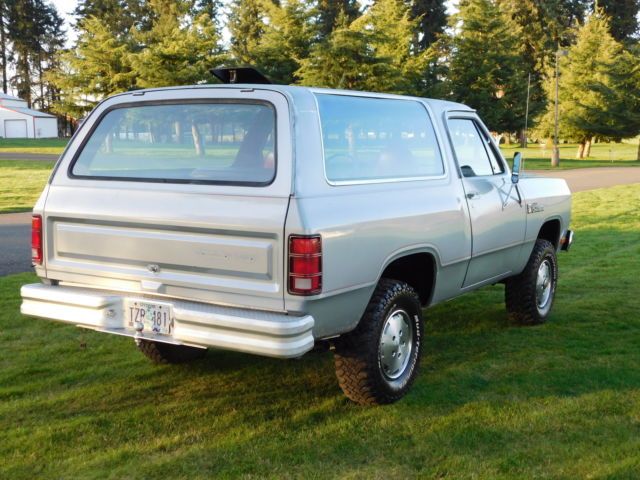 1985 Dodge Ramcharger Base Sport Utility 2-Door - photo 6