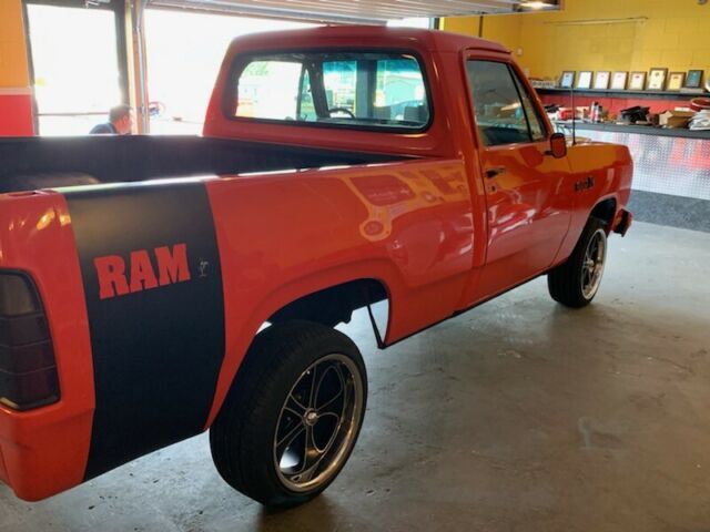 1985 Dodge D150 - photo 8