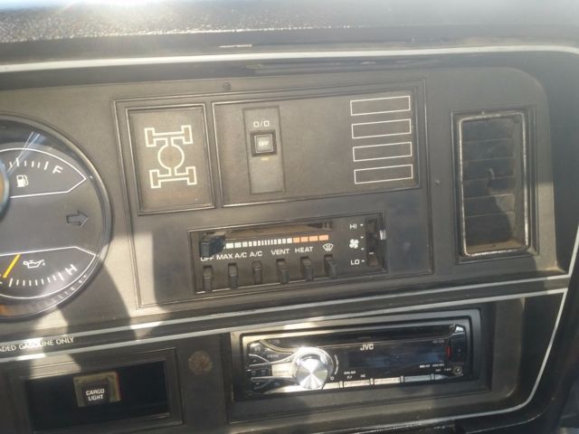 1985 Dodge Ram 1500 - photo 9