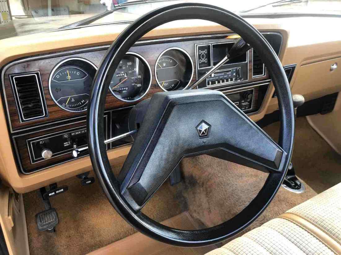 1985 Dodge W150 W100 - photo 11