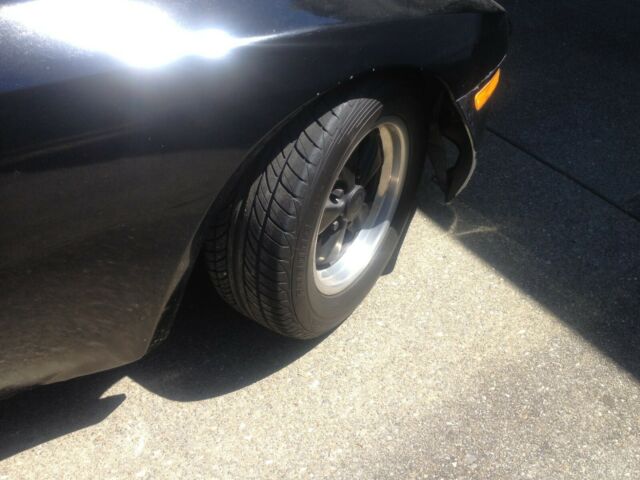 1985 Porsche 944 - photo 8