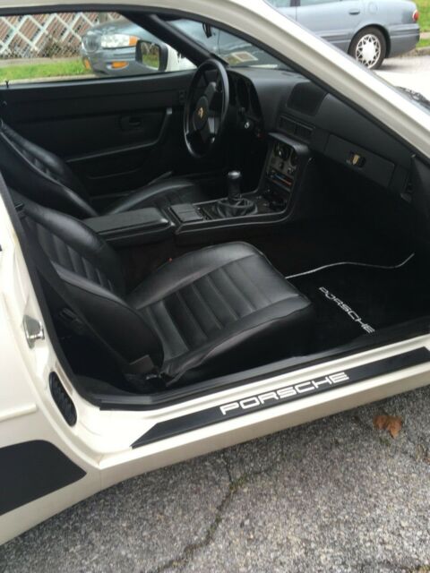 1985 Porsche 944 - photo 11