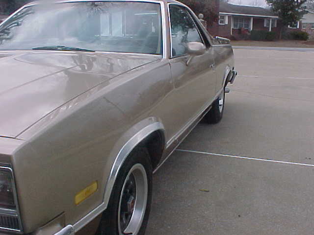 1985 Chevrolet El Camino Cloth and vinyl - photo 4