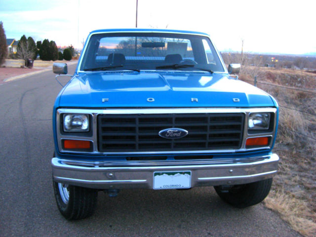 1985 Ford F-250 LARIAT - photo 4