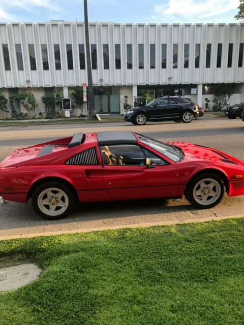 1985 Ferrari 308 - photo 9