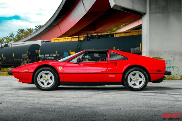 1985 Ferrari 308 GTS Quattrovalvole - photo 3