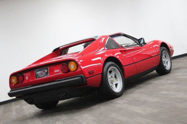 1985 Ferrari 308 - photo 2