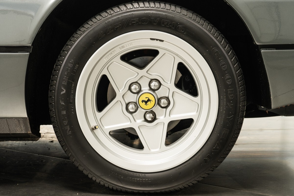 1985 Ferrari 308 GTSi QV - photo 10