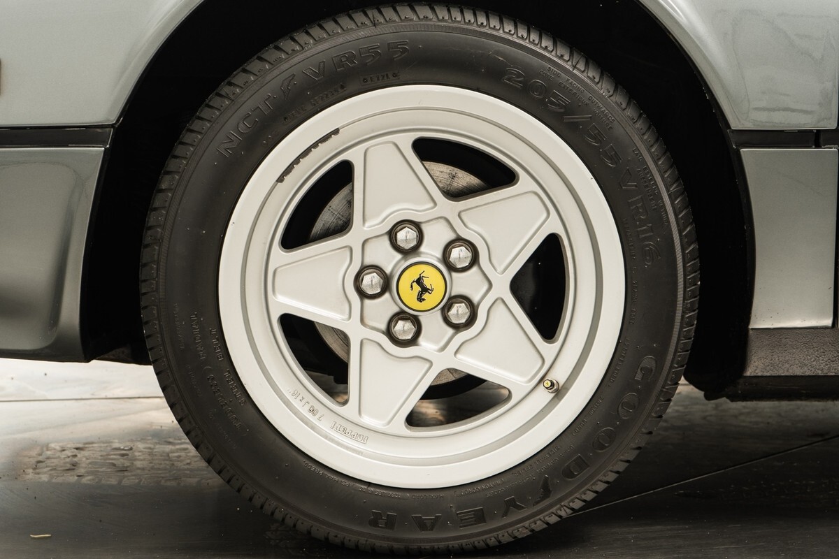 1985 Ferrari 308 GTSi QV - photo 9