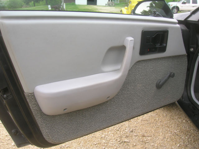 1985 Pontiac Fiero - photo 4