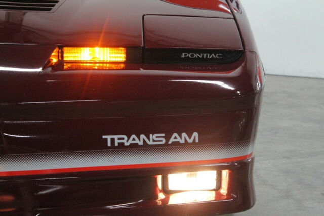 1985 Pontiac Firebird Trans Am - photo 8