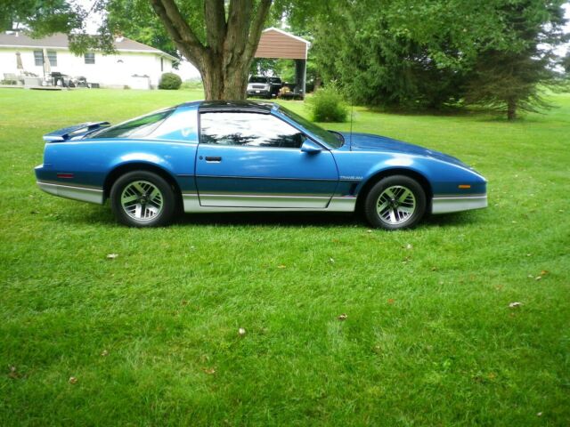 1985 Pontiac Firebird Trans Am - photo 3