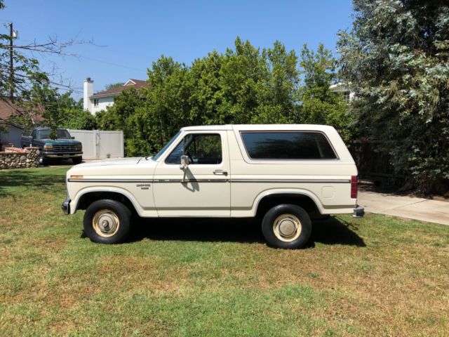 1991 Ford Bronco XLT - photo 3