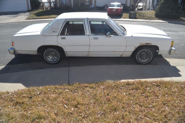 1985 Ford Crown Victoria 4 Door - photo 7