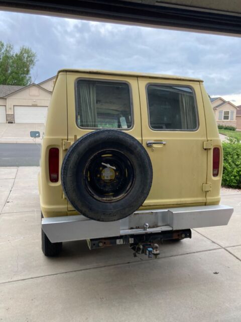 1985 Ford E-Series Van - photo 3