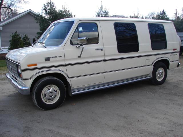1985 Ford E-Series Van